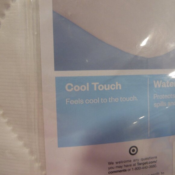 Mattress Pad Full Sized Water Proof-Cool Touch-Up to a 15" Mattess Depth… - Picture 7 of 9